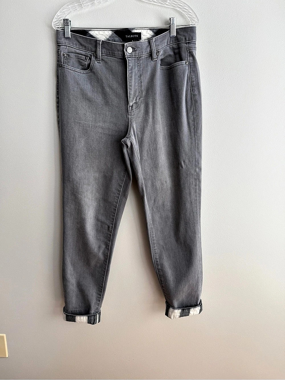 Talbots Women's Gray Cuffed Boyfriend Jeans Size 8 Like New